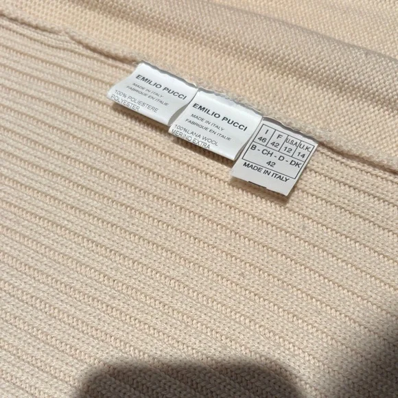 Emilio Pucci Patterned Quilted Vest - Picture 3 of 5